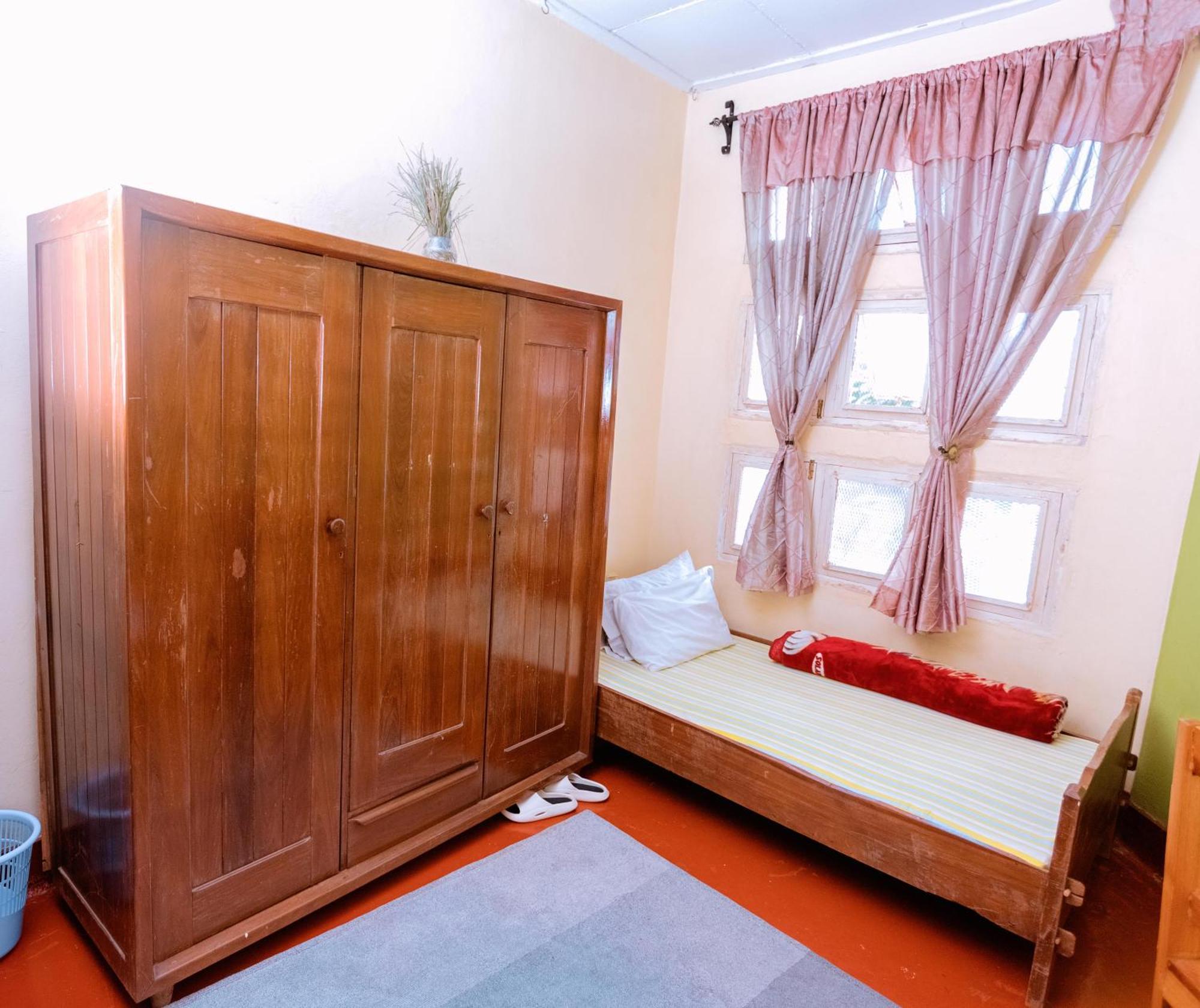 Faraja Homestay- Seamless Comfort In The Heart Of The City - Free Wifi, Warm Hospitality, And Local Delights Await Моши Екстериор снимка